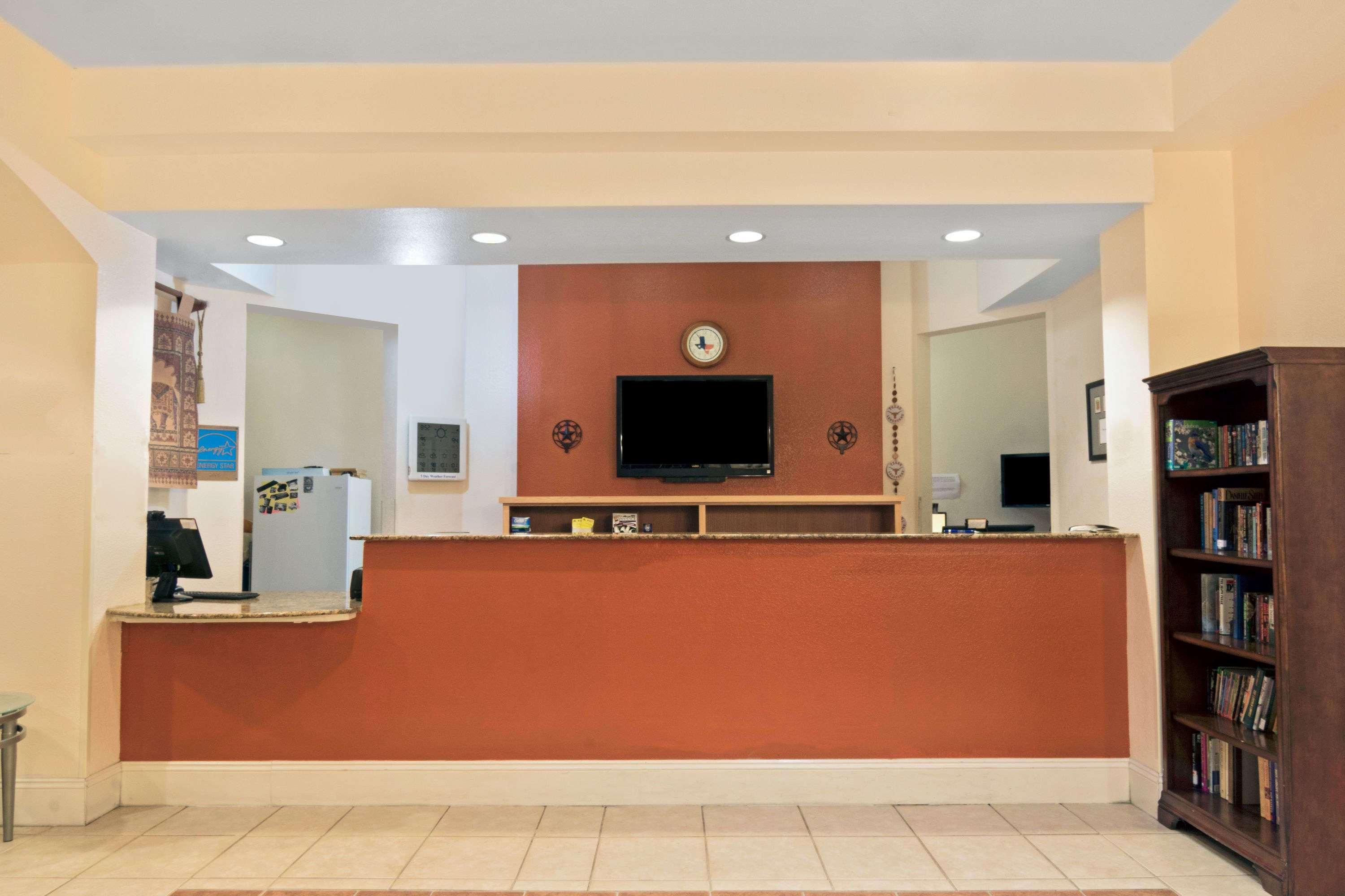 Hotel Super 8 By Wyndham Austin/Airport South Extérieur photo